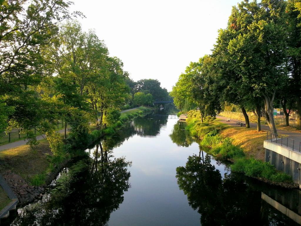 Hotel An Der Havel Ораниенбург Экстерьер фото